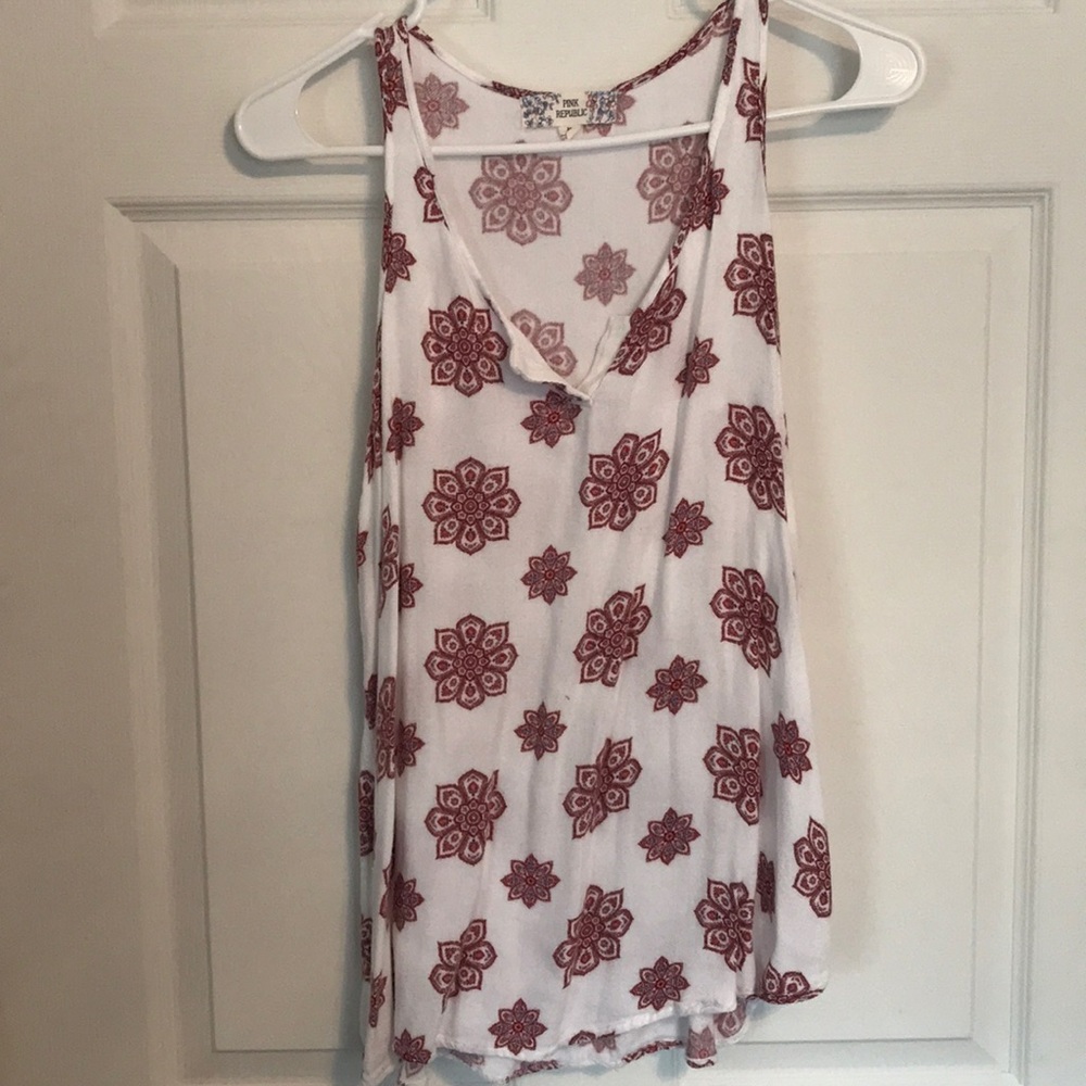 Women’s pink republic tank top